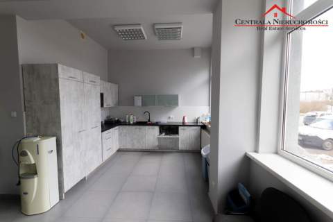 Lokal typu open space, 90 m2, nowoczesny,parking
