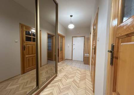 Komfortowe mieszkanie na granicy Wilanowa METRO 