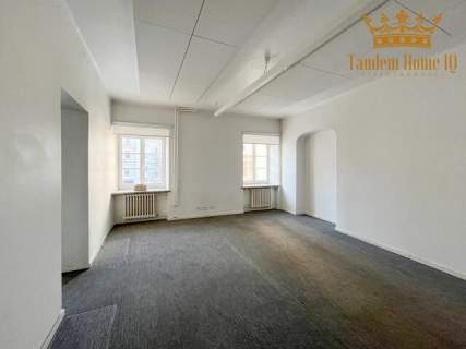 Do wynajęcia biuro 227,34 m2 w kamienicy, Nowy Świat, bez opłat...