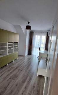Szereg Bielany Wrocławskie- blisko szkoły