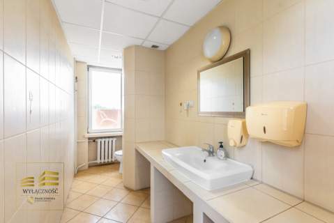 Na wynajem lokal biurowy 48 m2 na Konstantynowie