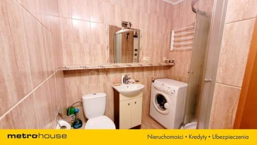 Kawalerka po generalnym remoncie na parterze