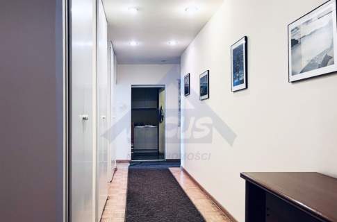 Lokal na biuro 171 m2 Biznesowa Wola przy Mennicy