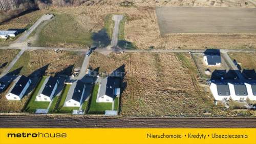 Działka budowlana 6 km od Ustki, 909 m2, uzbrojona