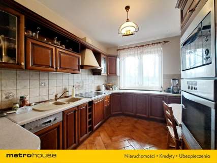 Wyjątkowy dom w zabudowie szeregowej w Tarnobrzegu
