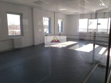 Biuro do wynajęcia, 330 m2, Jastków