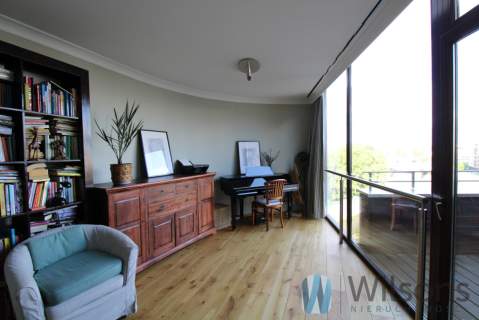 Ekskluzywny apartamentowiec/widok na rzekę