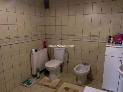Dom wolnostojący działka 26 arów Garaż