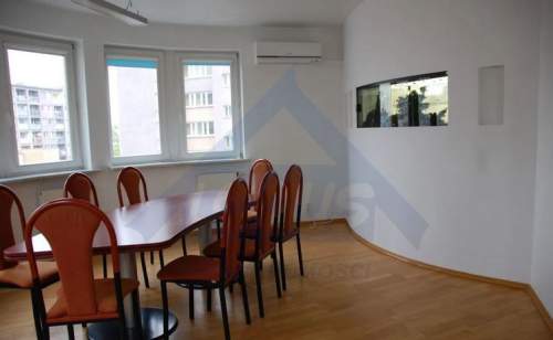 Do wynajęcia lokal biurowy 165 m2 na Powiślu
