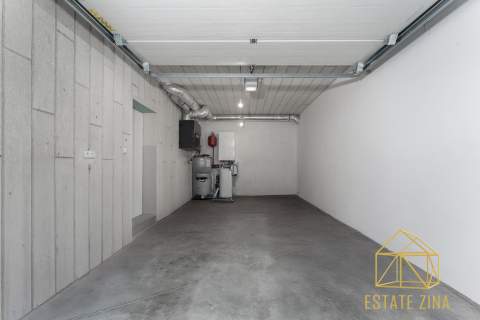 Apartament z ogrodem i garażem/KrólowejJadwigi 327