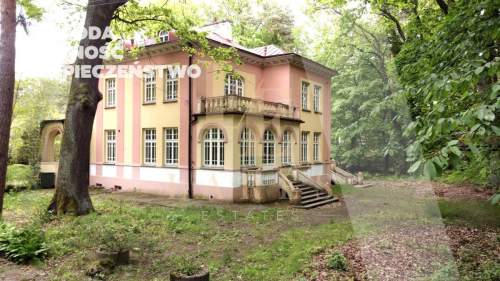 Willa Konstancin Jeziorna działka 0,9ha