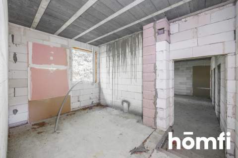 DOM DZIAŁKA Z LASEM 300 M2