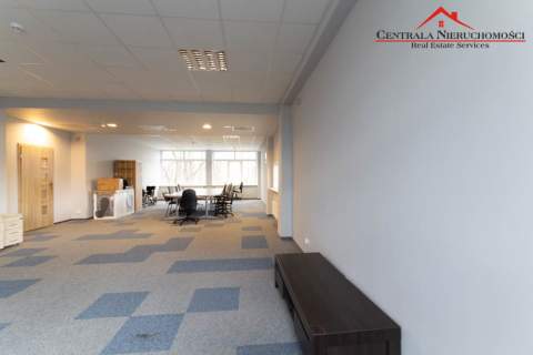 Lokal typu open space, 90 m2, nowoczesny,parking