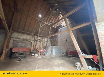 Budynki gospodarcze murowane 1150m2 Centrum wioski