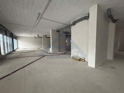 Nowy lokal na parterze   92 m , witryna, osiedle
