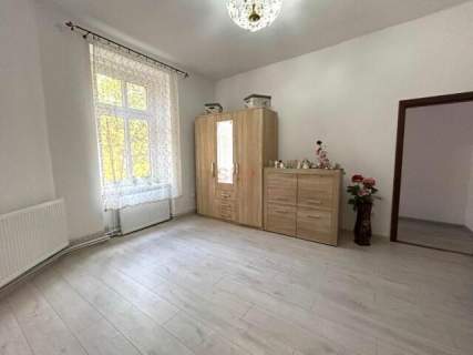 Przestronne mieszkanie w ścisłym centrum