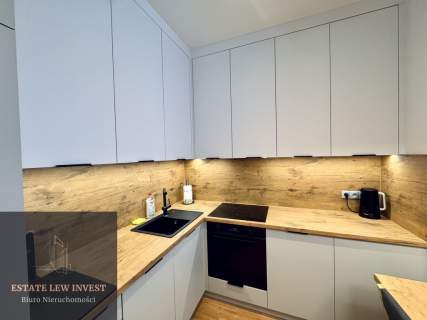 Apartament szklany dużo światła 2 pokoje