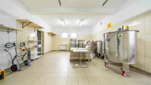 Dom wolnostojący pod działalność gospodarczą 170m2