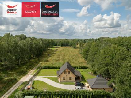 Wyjątkowy dom z bali cicho i zielono