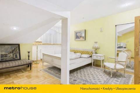 Apartament 250m w przedwojennej kamienicy z windą