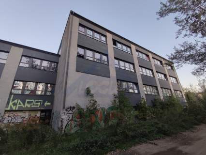 Służewiec - na sprzedaż obiekt w trakcie budowy