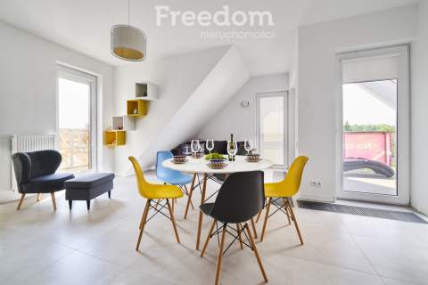 Apartament w Rydzewie z własną mariną