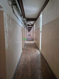 Przestronne biuro lub hostel winda