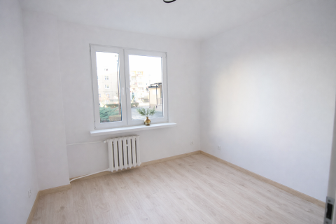3-pokojowe mieszkanie po remoncie 53,1m2 Parter Osiedl