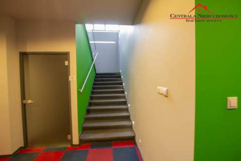 Lokal typu open space, 90 m2, nowoczesny,parking