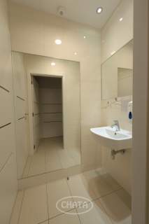 Prestiżowe biuro w Rondo Verona 4 m. post.