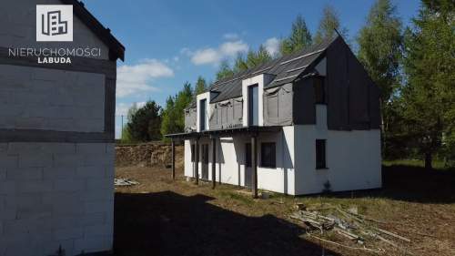 Kompleks apartamentów nad jez. Raduńskim Górnym