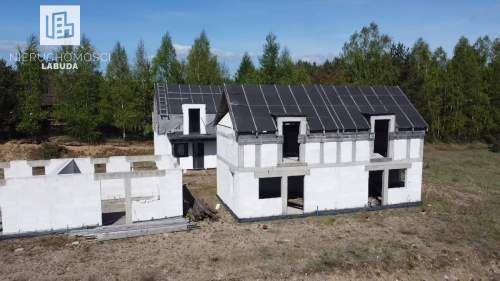 Kompleks apartamentów nad jez. Raduńskim Górnym