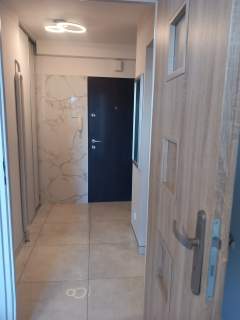 Przytulne mieszkanie po remoncie z balkonem