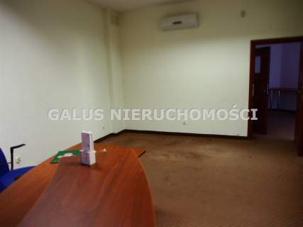 Lokal handlowo - usługowy w pawilonie wolnostojący