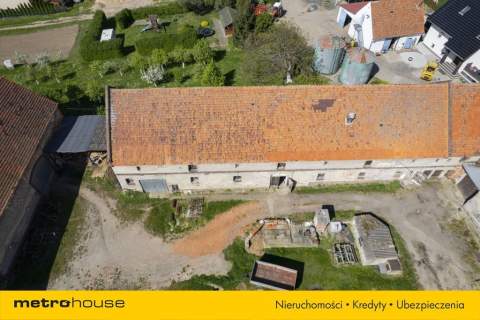 Budynki gospodarcze murowane 1150m2 Centrum wioski