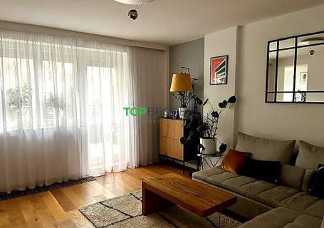 Trzy pokoje z osobną kuchnią, taras, garaż