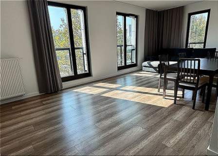 4-pokojowy apartament w Miasteczku WIlanów