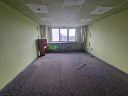 Przestronne biuro lub hostel winda