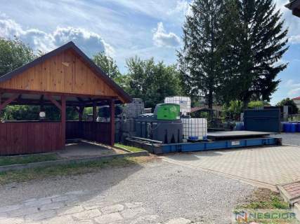 Obiekt przemysłowo-usługowy z pełnym zapleczem