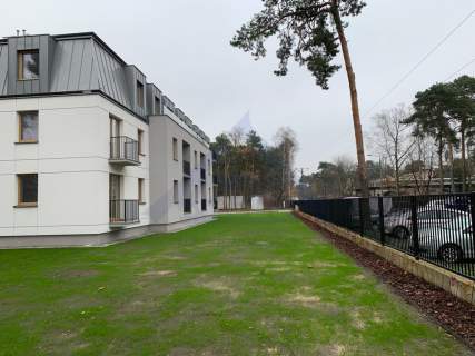 Sprzedam wolnostojący budynek z 21 lokalami,