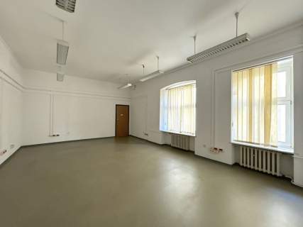 Kamienica - Podwale - 1700m2 - Wynajem 