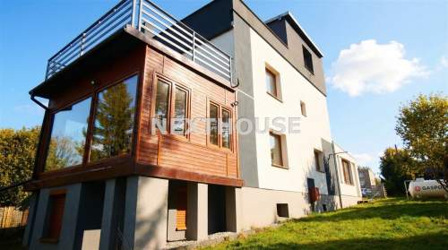 Dom 270 m2 - dz. 1550 m2 k. Pyrzowic, Będzina