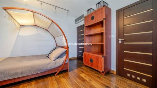Penthouse / taras 120 m2 / 4 miejsca postojowe