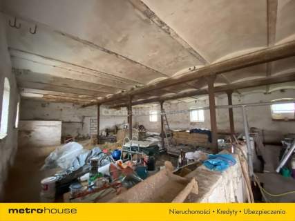 Budynki gospodarcze murowane 1150m2 Centrum wioski