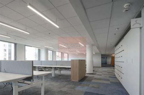 Nieruchomość komercyjna do wynajęcia, 2500 m2, Warszawa