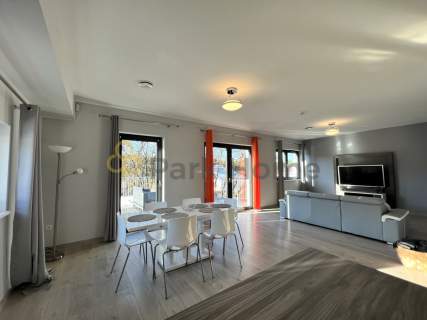 Obiekt-restauracja/apartament - Dominice.