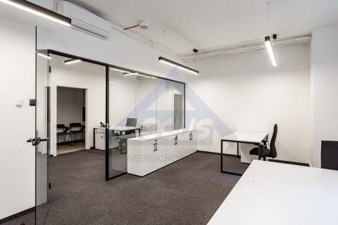 Biuro do wynajęcia Żelazna 204 m2