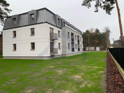 Sprzedam wolnostojący budynek z 21 lokalami,