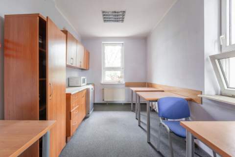 Obiekt biurowo-usługowy 503 m2 Parking Wrocław