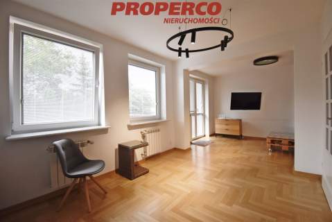 Dom 5 pokoi 222m2, Kielce, Centrum, ul. Zacisze